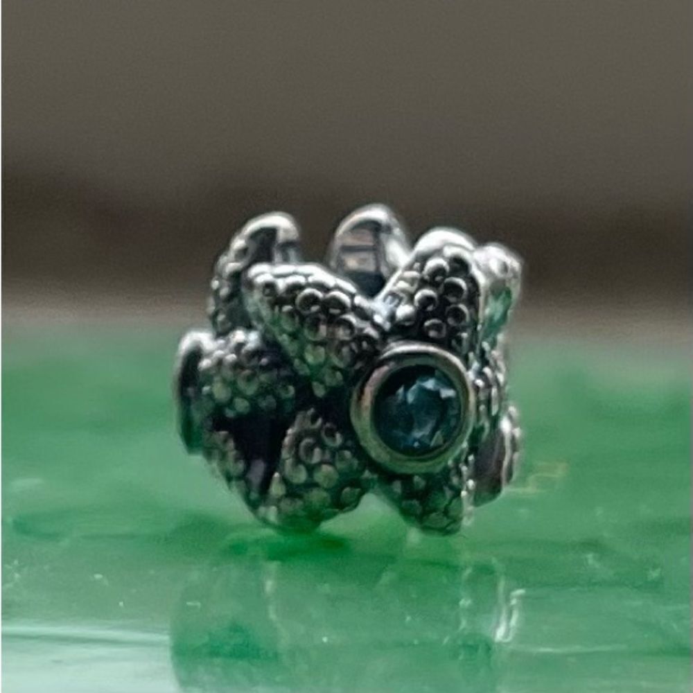Pandora Sea Star Turquoise Spinel Sterling Silver charm. - Picture 1 of 4